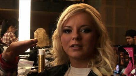 Two divine girls Isis Taylor and Bree Olson in a backstage scene