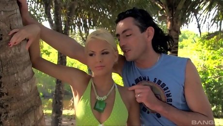 Boroka Bolls blows every inch of her friend's hard penis outside