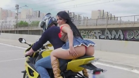 PAWG Canela Skin rides a motorcycle and gets her anus rammed and gaped