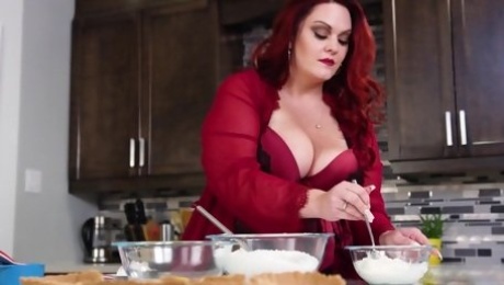 Mouthwatering BBW Alexa Grey is making love with her husband on the kitchen table
