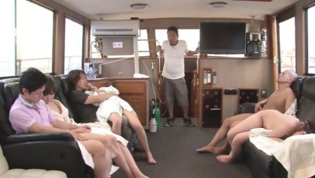 Young Japanese Women in Sex Party with Business Owners on a Boat, Crazy Japanese Amateur Sex
