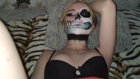 Halloween sex in masks. My teen girlfriend HOT real orgasm. 60FPS. 1080.