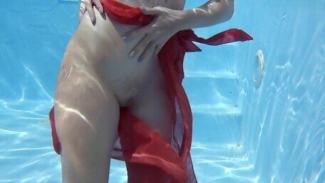 Finlands best Mimi Cica underwater nude swimming