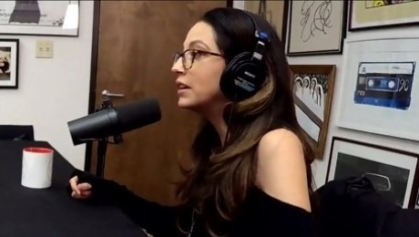 Mad talking with XXX star Jenna Haze on podcast