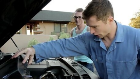 NextDoorTwink - Twink Pounded By Hunk Mechanic